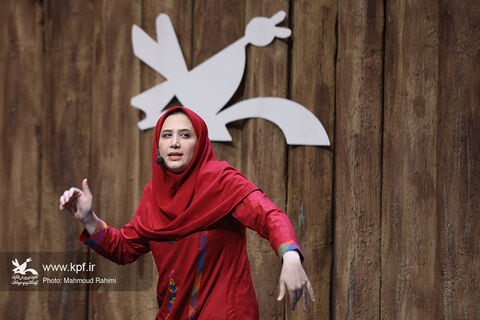 قصه‌گویی سارا روستاپور در بیست‌ودومین جشنواره بین‌المللی قصه‌گویی