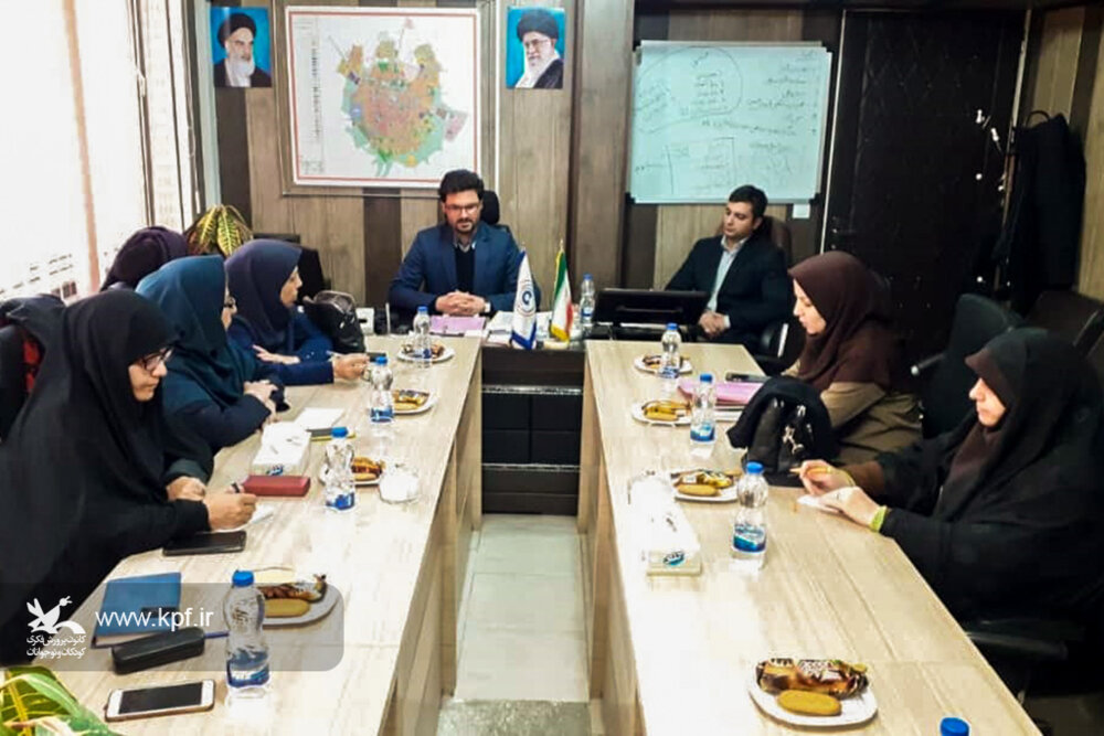 دومین جلسهی هم اندیشی کانون همدان با سامانه ۱۳۷ شهرداری اعضا کانون همدان «همیار شهروند» میشوند