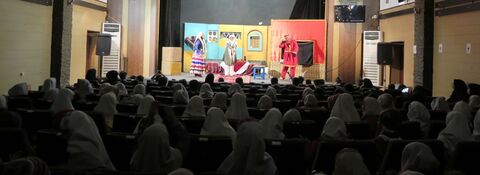 استقبال از اجرای نمایش«مبارک و یلدا» در مجتمع کانون استان قزوین