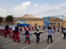 امداد فرهنگی کتابخانه‌های سیار کانون خوزستان در روستای گاومیر بخش سردشت دزفول