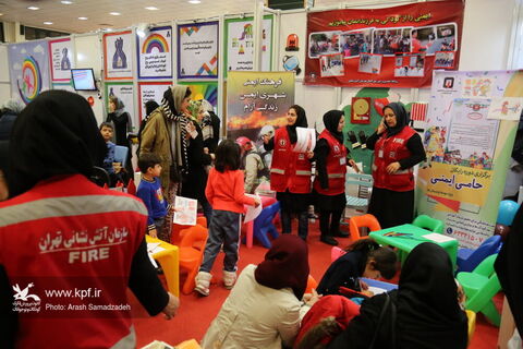 استقبال خانواده‌ها از برنامه‌های پنجمین جشنواره ملی اسباب‌بازی در روز ششم