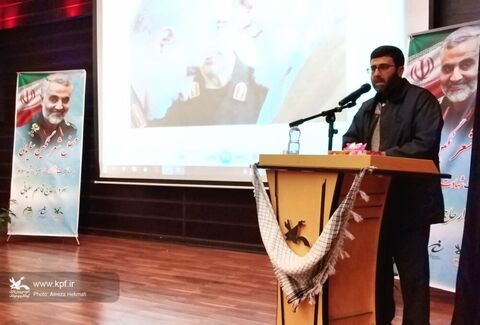 محفل شعر «نگین سلیمانی» در کرمانشاه برگزار شد