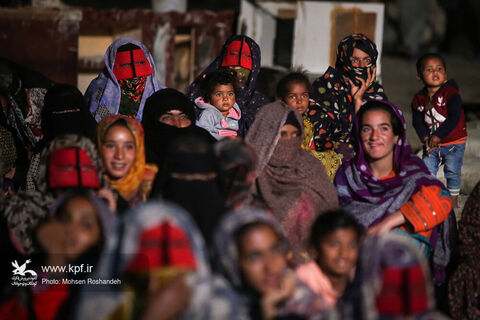 حضور گروههای فرهنگی کانون در مناطق سیلزده هرمزگان