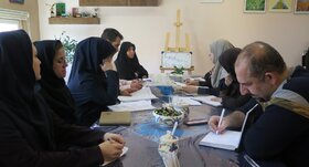 نشست راهبردی ویژه‌برنامه‌های دهه فجر در کانون استان قزوین