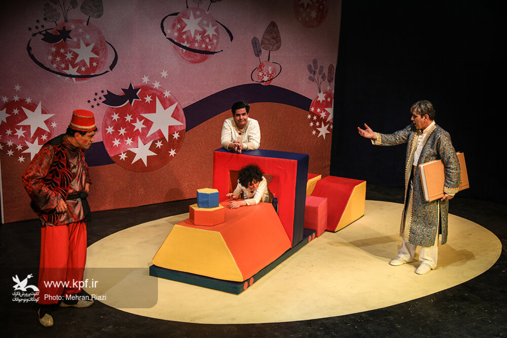 Performing “Children Seven Phases” at Kanoon Theater Center