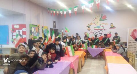 استقبال از برنامه‌های دهه مبارک فجر در مراکز کانون آذربایجان شرقی