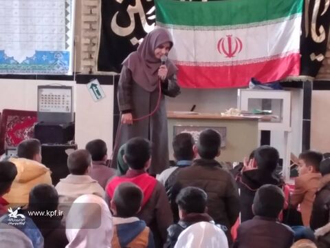 اجرای برنامه‌های دهه مبارک فجر برای کودکان مناطق کم‌برخوردار ماهیدشت استان کرمانشاه
