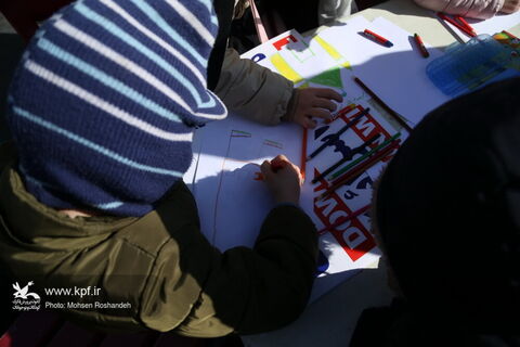 اجرای فعالیت‌های فرهنگی هنری در مسیر راه‌پیمایی 22 بهمن