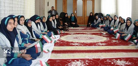 چند نما از ویژه‌ ‌برنامه‌های دهه مبارک فجر در مراکز فرهنگی و هنری کانون استان قزوین -۱