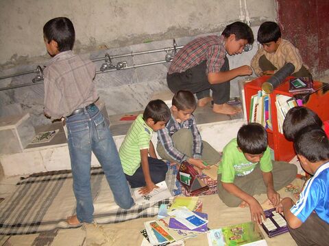 کتابخانه سیاروستایی کانون استان کردستان