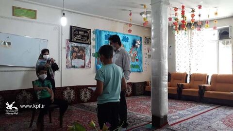 کتابخانه سیار کانون در روستای اغلان تپه - استان البرز