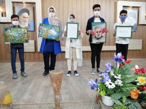 مراسم قدردانی از پنج عضو برگزیده مسابقه کشوری «همچون پدر مهربان» در کرمانشاه