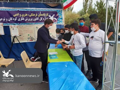 غرفه کانون در نمایشگاه استانی هفته دفاع مقدس در تبریز