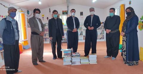 اهدای کتاب به مناطق روستایی توسط کانون پرورش فکری استان کرمانشاه
