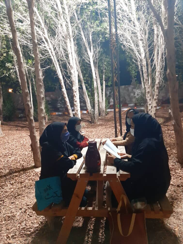 نوجوانان جزیره ابوموسی یک فنجان کتاب نوشیدند - کانون