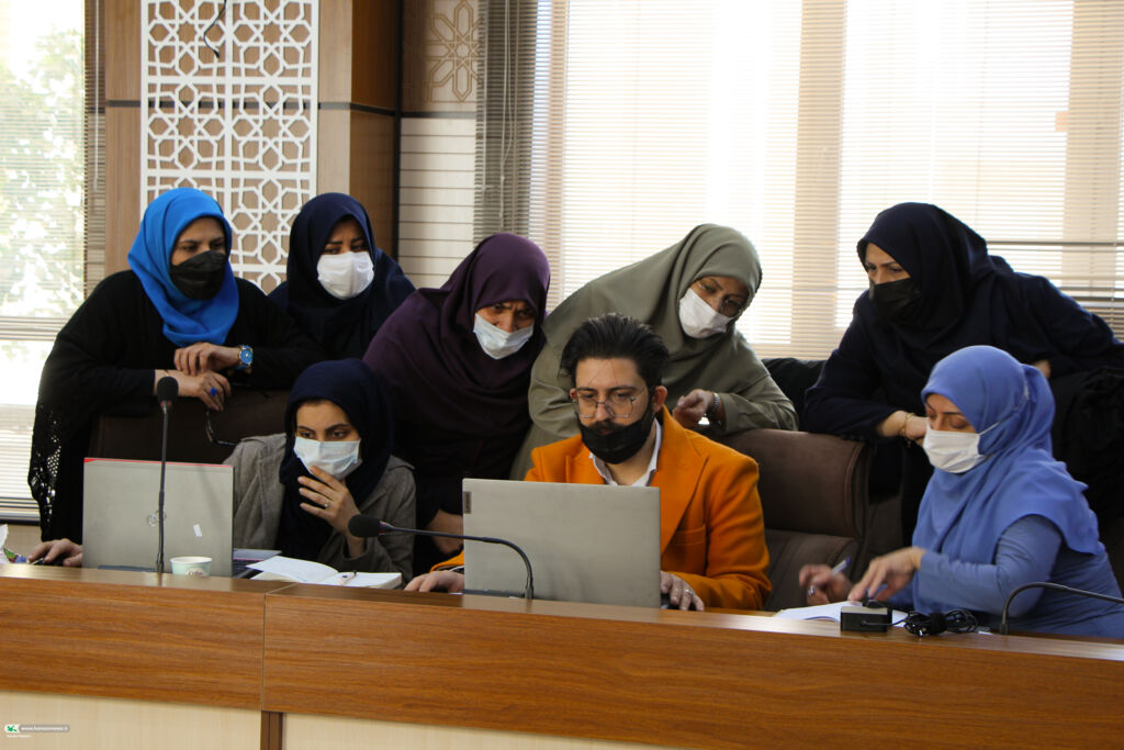 کارگاه‌های آموزشی فتوشاپ در کانون استان قم برگزار شد  