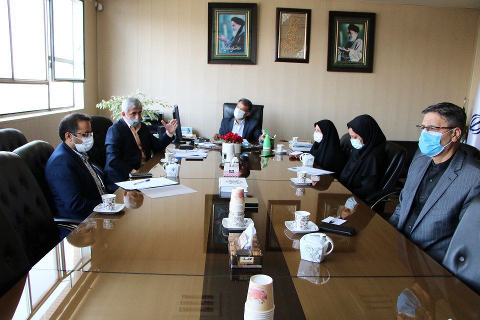 دیدار رییس کانون زبان ایران با مدیرکل آموزش و پرورش استان قزوین