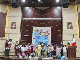 شور و نشاط کودکی با ویزه برنامه جنگ شادی به مناسبت هفته ملی کودک