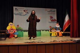رقابت قصه‌گویان البرزی در  بخش ملی مرحله‌ی منطقه‌ای بیست و سومین جشنواره‌ی بین‌المللی قصه‌گویی