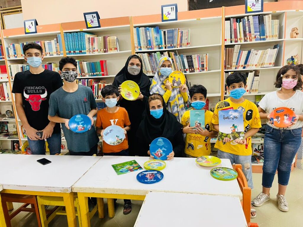 برگزاری کارگاه آموزشی دکوپاژ روی ظروف سفالی