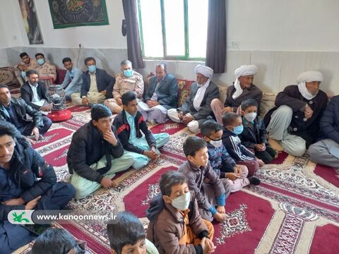 پیک امید کانون پرورش فکری استان مهمان کودکان روستای مرزی «چشمه بید» شد