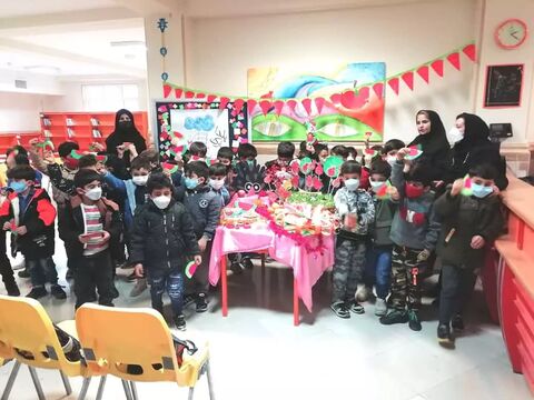 ویژه‌برنامه دورهمی "شب یلدا" با حضور اعضای فعال در مراکز کانون پرورش فکری کودکان و نوجوانان کرمانشاه