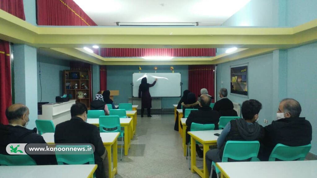 برگزاری برنامه رصدی در مرکز علوم و نجوم کانون زنجان