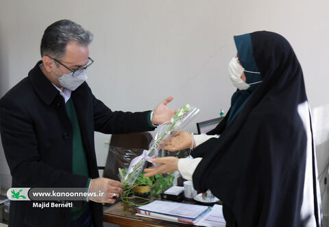 به مناسبت روز زن، از بانوان اداره کل کانون پرورش فکری مازندران تقدیر شد