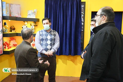 بازدید مدیرعامل کانون از نمایشگاه تخصصی الگونما