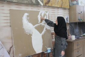 کارگاه‌های هنری «حس خوب ریحانه» به مناسبت هفته زن در آذربایجان‌غربی برگزار شد