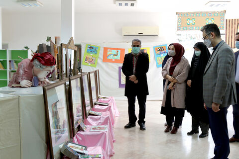 نمایشگاه آثار نقاشی اعضا و مربیان کانون پرورش فکری مازندران به مناسبت دهه فجر