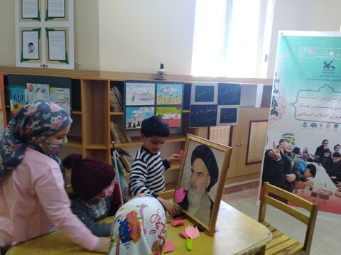  استقبال پرشور کودکان و نوجوانان از برنامه‌های ایام الله دهه مبارک فجر - مرکز ورزقان