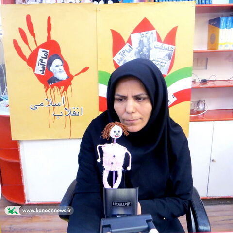 هشمین روز از دهه مبارک فجر در مراکز کانون استان