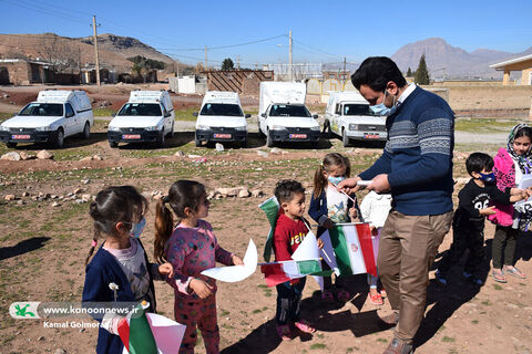 کتابخانه های سیار روستایی کانون لرستان به روستای چشمه سرخه خرم آباد