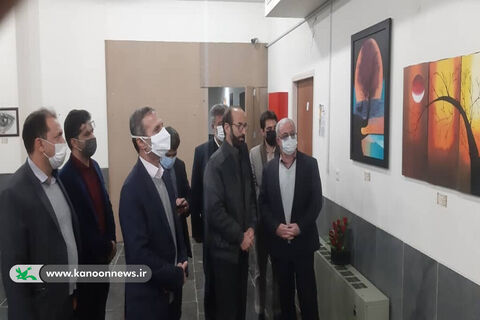 بازدید از نمایشگاه آثار هنرهای تجسمی اداره فرهنگ و ارشاد اسلامی میامی