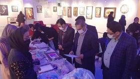 برگزاری ورکشاپ هنری در گالری سیب شاهرود
