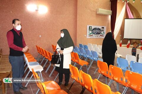 بازدید مدیرکل و کارشناسان کانون گلستان از ساماندهی و ثبت کتاب در مراکز فرهنگی هنری