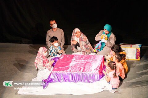 اجرای نمایش زنده و عروسکی «سفر برفی» در مرکز تئاتر کانون