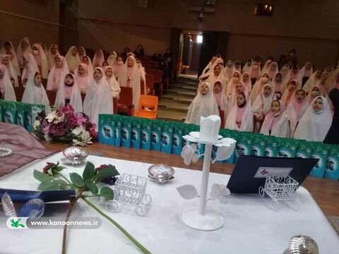 برگزاری جشن تکلیف فرشتگان کوچک در مجتمع کانون زنجان