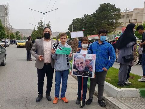 حضور پرشور اعضا و مربیان مراکز کانون پرورش فکری کودکان و نوجوانان استان کرمانشاه در مراسم راهپیمایی روز قدس (۲)