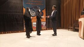 تقدیر از مدرس کانون زبان ایران در کانون سیستان و بلوچستان