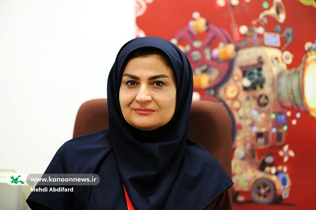 اعظم بزرگی کارشناس مسئول معاونت تولید کانون طرح شخصیتهای انیمیشنهای خود را ثبت کنید/ بانک اطلاعات تصویرگران شورای نظارت بر اسباببازی ایجاد شد