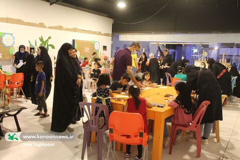 دومین روز حضور کانون در نمایشگاه کتاب، قرآن و محصولات فرهنگی خوزستان