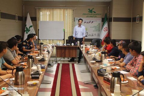 نشست تخصصی "کارآفرین شو" ویژه نوجوانان عضو مراکز تبریز و با مشارکت سازمان فنی و حرفه‌ای