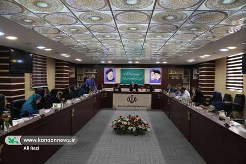 نخستین گردهمایی حضوری مسئولین مراکز کانون حوزه مرکز استان بوشهر