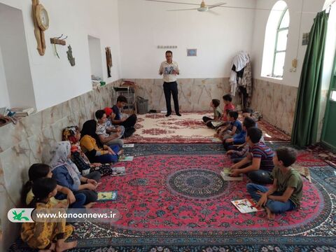 مسجد محوری رویکرد برنامه‌های کتاب‌خانه سیار کانون پرورش فکری در فصل تابستان