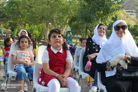 تماشاخانه سیار کانون در منطقه آزاد ارس، یک روز شاد با کودکان در کنار رود ارس (2)