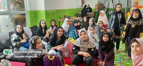 اردو با اعضا کتاب خوان مرکز 8 در قاب دوربین
