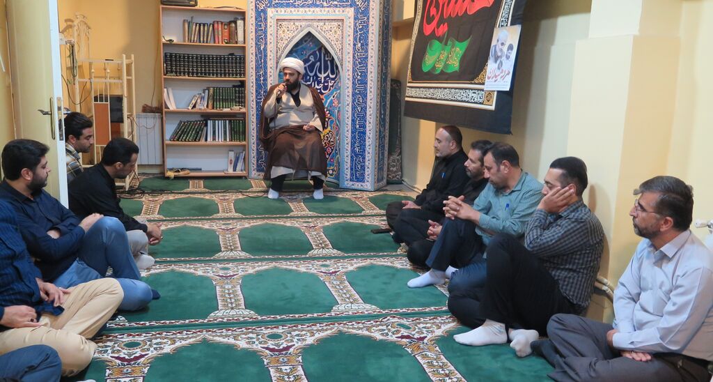 نشست امر به معروف و نهی از منکر در کانون استان قزوین