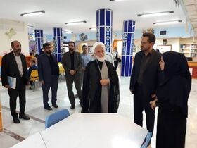 رئیس دفتر مقام معظم رهبری در قم از کانون استان کرمانشاه بازدید کرد/تاکید بر نقش حداکثری کانون در مجامع تربیتی
